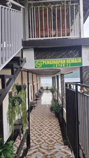 Exterior - Penginapan Remaja Morowali (Kolonodale)
