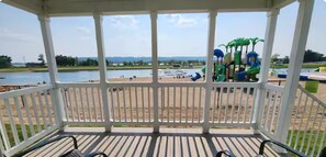 Terrace/patio - Coconut Cove RV Resort (Hazel Green)