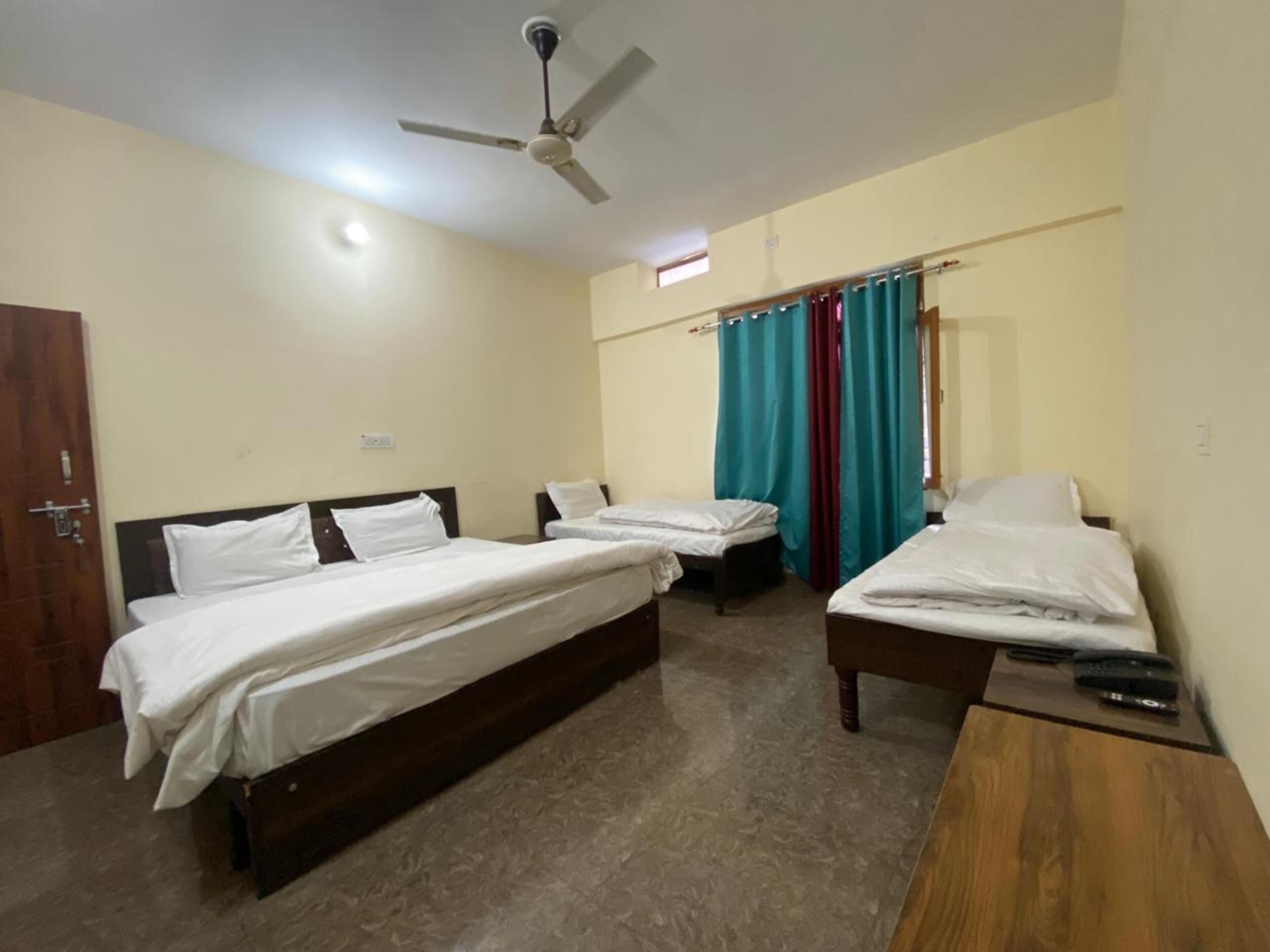 Rollaway beds, free WiFi, bed sheets