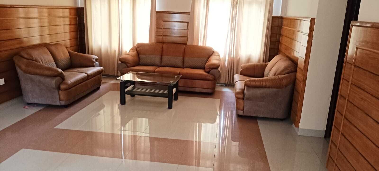 ห้องดีลักซ์ดับเบิล, ระเบียง | บริเวณนั่งเล่น
