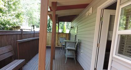 Delightful 2-bedroom house in Lynnwood perfect for your getaway