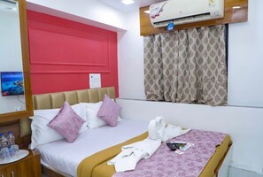 Deluxe Room | Soundproofing, free WiFi