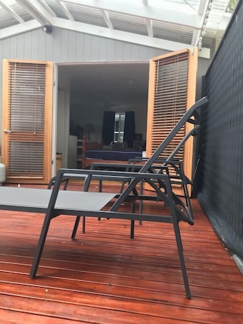 Terrace/patio. studio apartment with water access