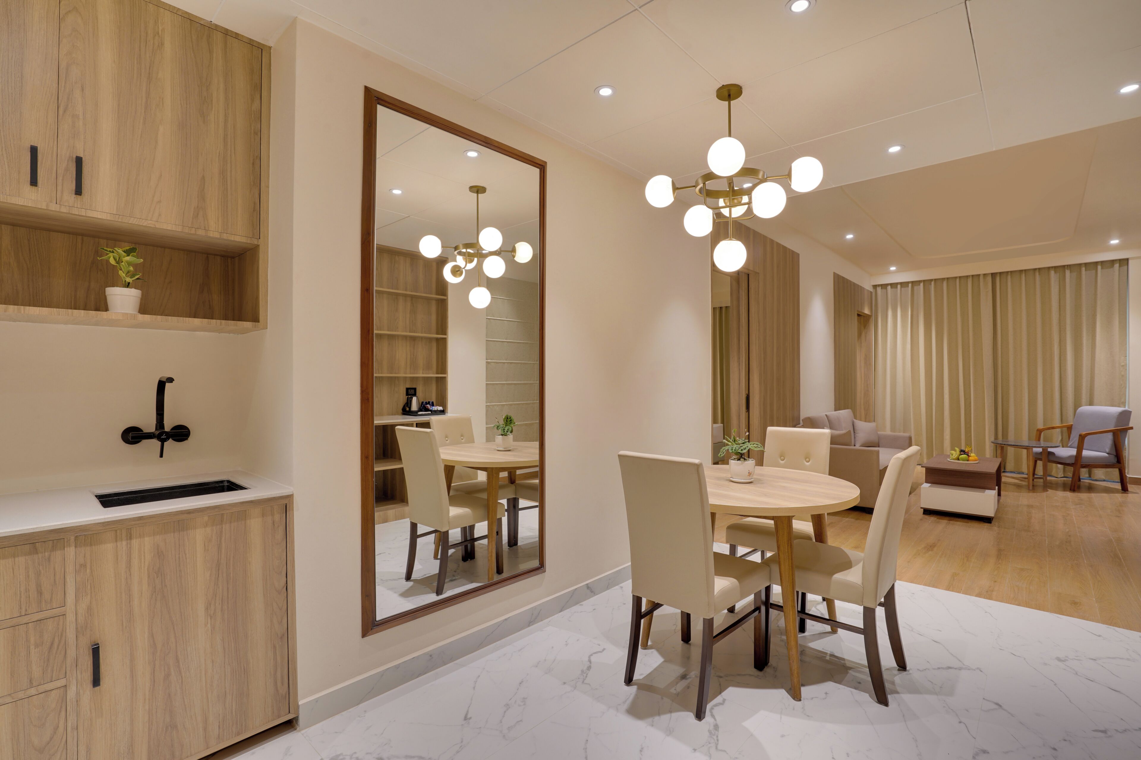 Deluxe Suite