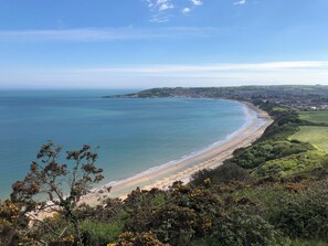 Beach - Ballard Down View, Swanage 2 Bed, 5 minutes walk to beach, balcony views. (Swanage)