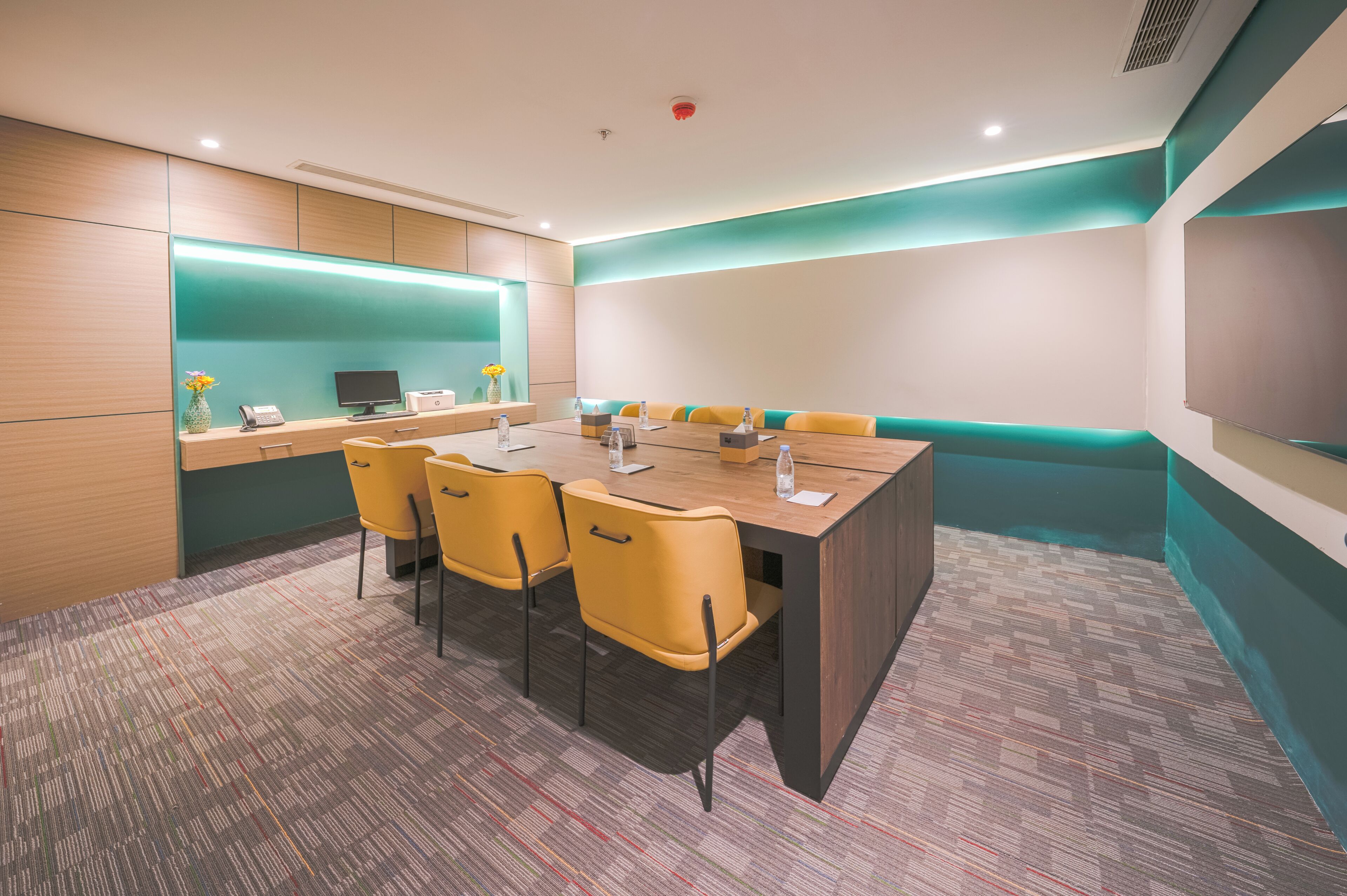 Meeting facility