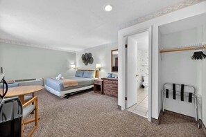 Internet - Eagle Motel Room 100 (Manitou Springs)