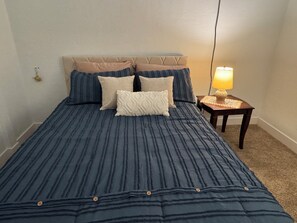 3 bedrooms, desk, free WiFi, bed sheets