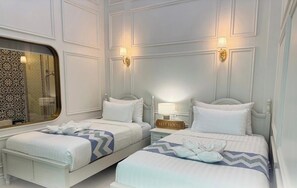 Ropa de cama de alta calidad, cubrecamas y colchones con pillow-top 