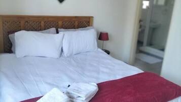 1 habitación, tabla de planchar con plancha y acceso a internet