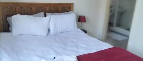 1 Schlafzimmer, Bügeleisen/Bügelbrett, Internetzugang, Bettwäsche