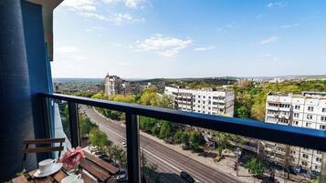Apartment, 2 Bedrooms, Accessible | Balcony