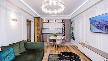 Apartment, 2 Bedrooms, Accessible | Living room
