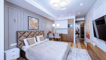 Apartment, 2 Bedrooms, Accessible, Balcony | 3 bedrooms