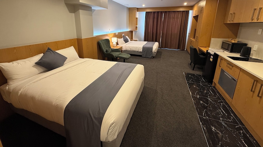 Goodview Hotel