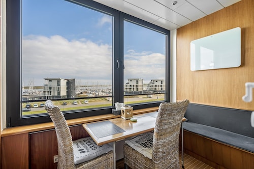 Apartment 'Meerblick Vom Feinsten' mit Meerblick, Loggia und WLAN