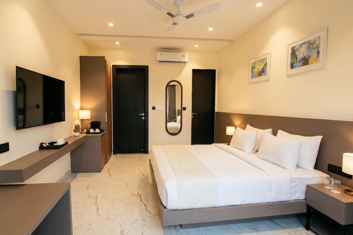 ห้องซิกเนเจอร์ | โต๊ะทำงาน, พื้นที่ทำงานแบบใช้แล็ปท็อป, Wi-Fi ฟรี