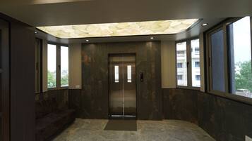 Elevator
