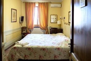 Desk - Il Panciolle (Spoleto)