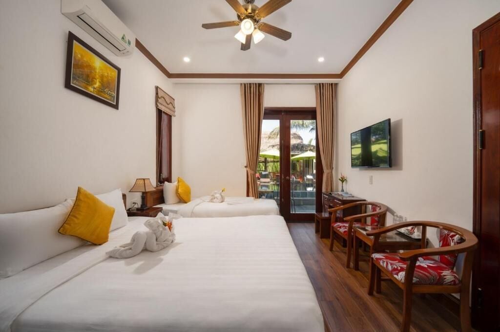 Blackout drapes, free WiFi, bed sheets, wheelchair access