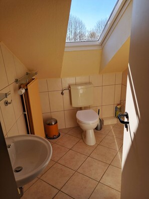 Bathroom - Vrbo Property (Kellenhusen)