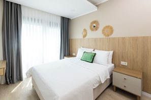 Deluxe Condo, Balcony