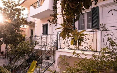 Chrisanthi Apartments