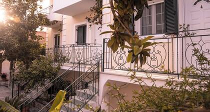 Chrisanthi Apartments