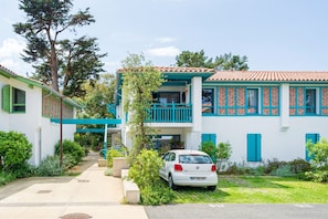 Exterior - Apartment "Near the Port" with Shared Terrace, Private Garden and Wi-Fi (Capbreton)