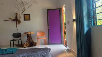 Deluxe Villa, Garden View | Desk, laptop workspace, blackout drapes, soundproofing