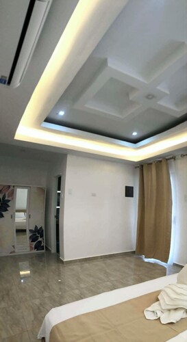 Cozy 1-bedroom resort in beautiful San Juan with AC. It is a private type villa.