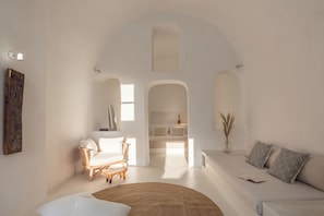 White Cellar | 거실 공간