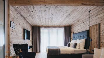 WiFi (free), bed sheets
