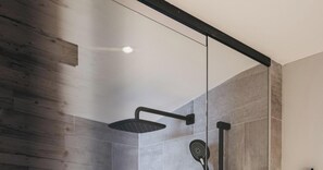 Grand Deluxe Zimmer | Salle de bain