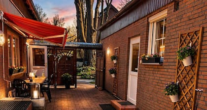 Großes Ferienhaus nahe Kiel • 5 SZ • Garten • WLAN • Parkplatz