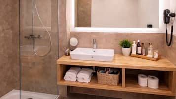 Standard Double Room, Private Bathroom | Bathroom | Shower, hair dryer, towels, soap