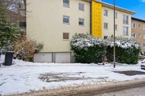 Exterior - Central Location – Garage – Balcony – Near University – WiFi (Wuppertal)