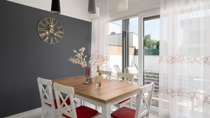 Dining - Villa Tony by Villas Guide (Peroj)