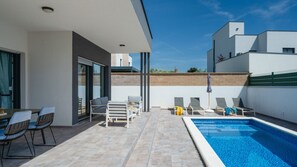 Pool - Villa Tony by Villas Guide (Peroj)