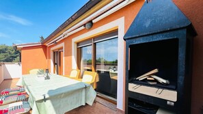 Outdoor dining - House Dino by Villas Guide (Banjole)