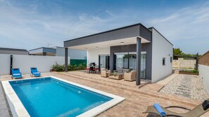 Pool - Villa Sofi by Villas Guide (Peroj)