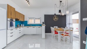 Fridge, microwave, oven, dishwasher - Villa Sofi by Villas Guide (Peroj)
