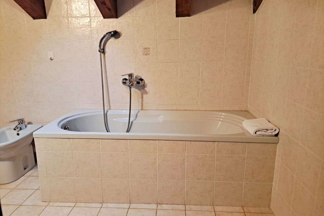 Dusche, Bidet, Handtücher