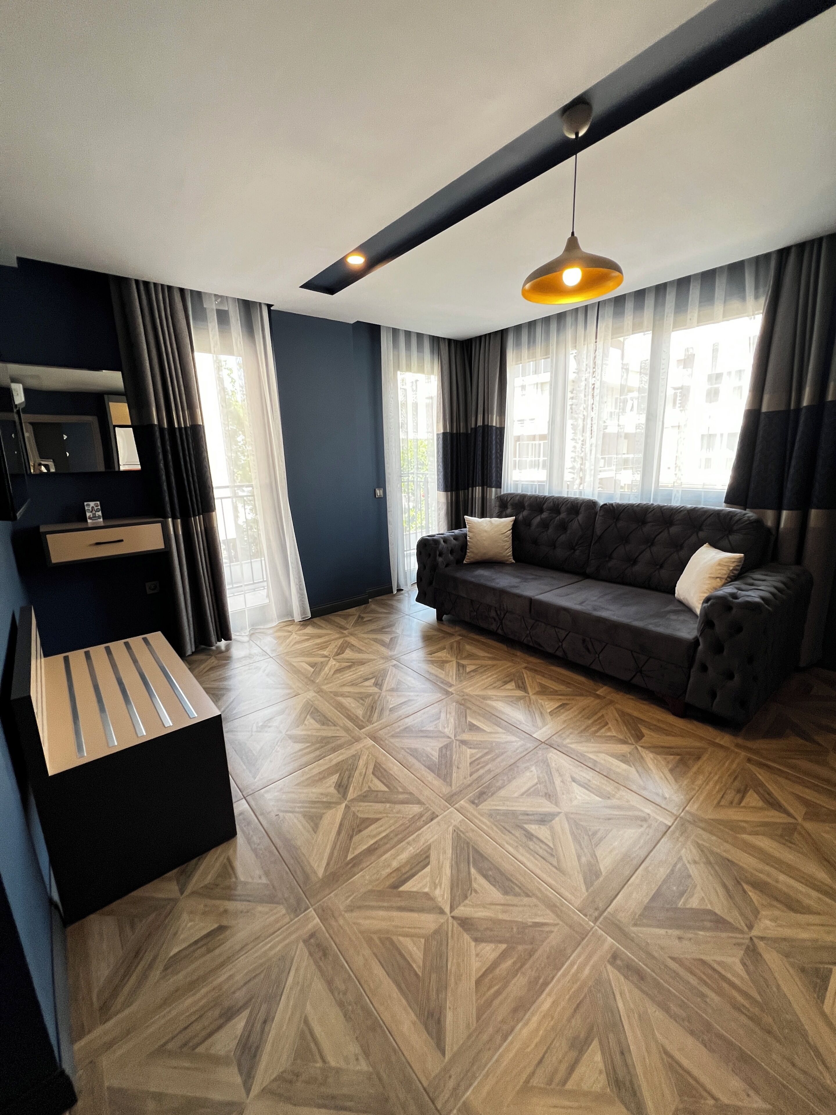 Deluxe Apartment, 1 Queen Bed with Sofa bed, Non Smoking, City View | Living area