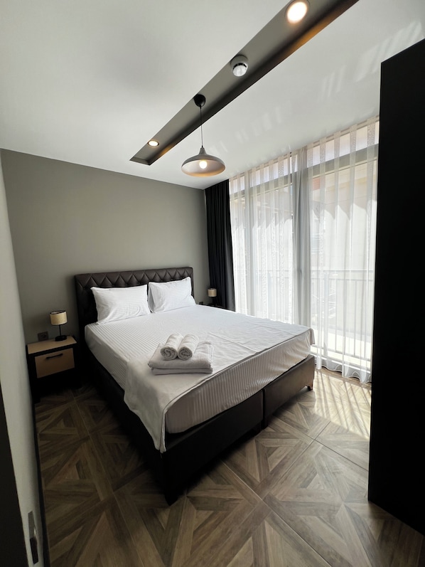Appartement Deluxe, 1 grand lit et 1 canapé-lit, non-fumeur, vue ville