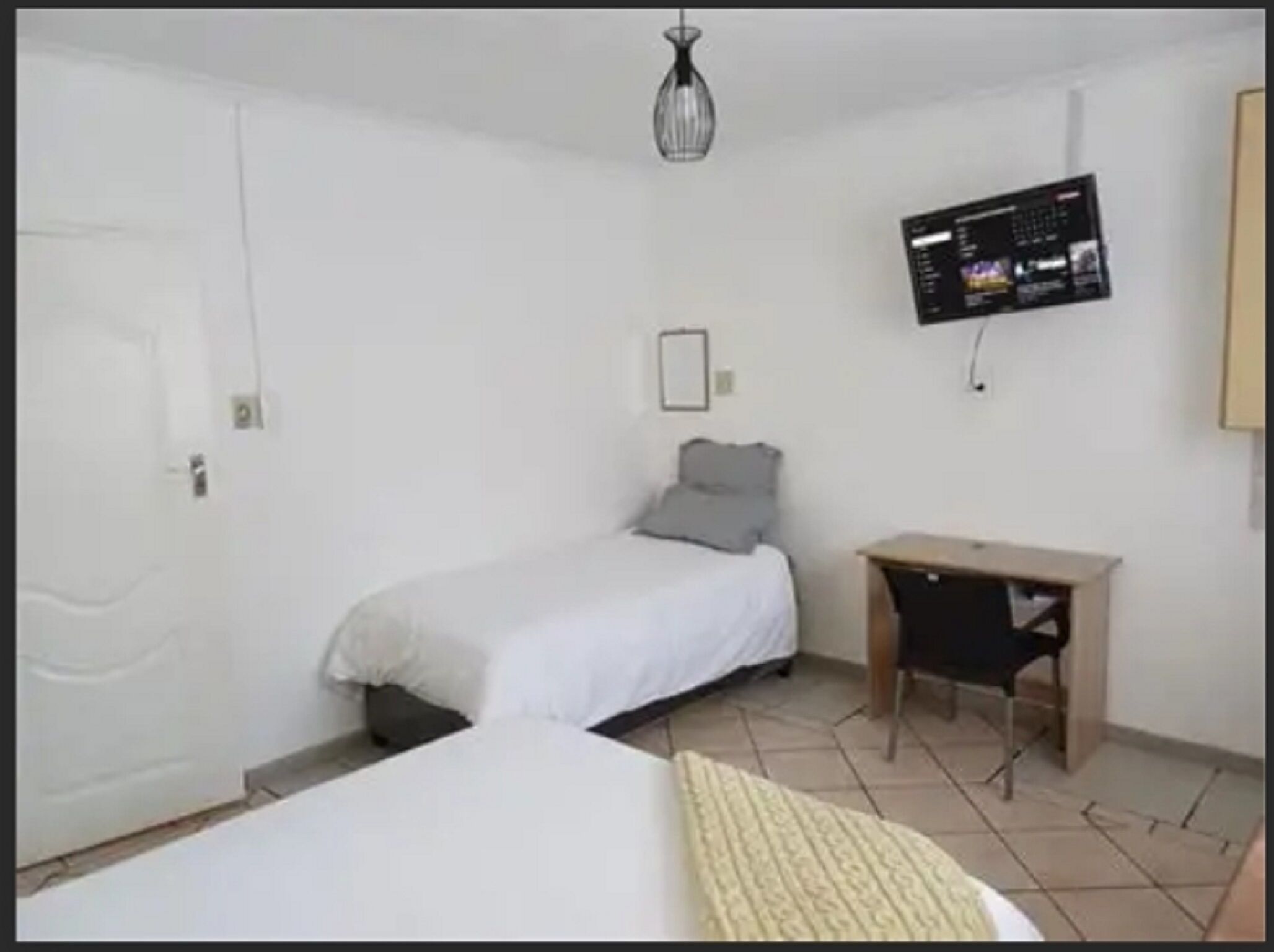Desk, laptop workspace, iron/ironing board, free WiFi