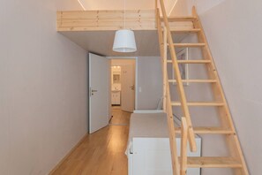 Interior - ~Danube apartment in ambient style with smart TV~ (Vienna)