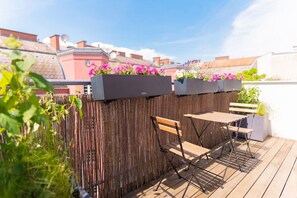 Outdoor dining - Apartment by Praterstern 38 (Vienna)