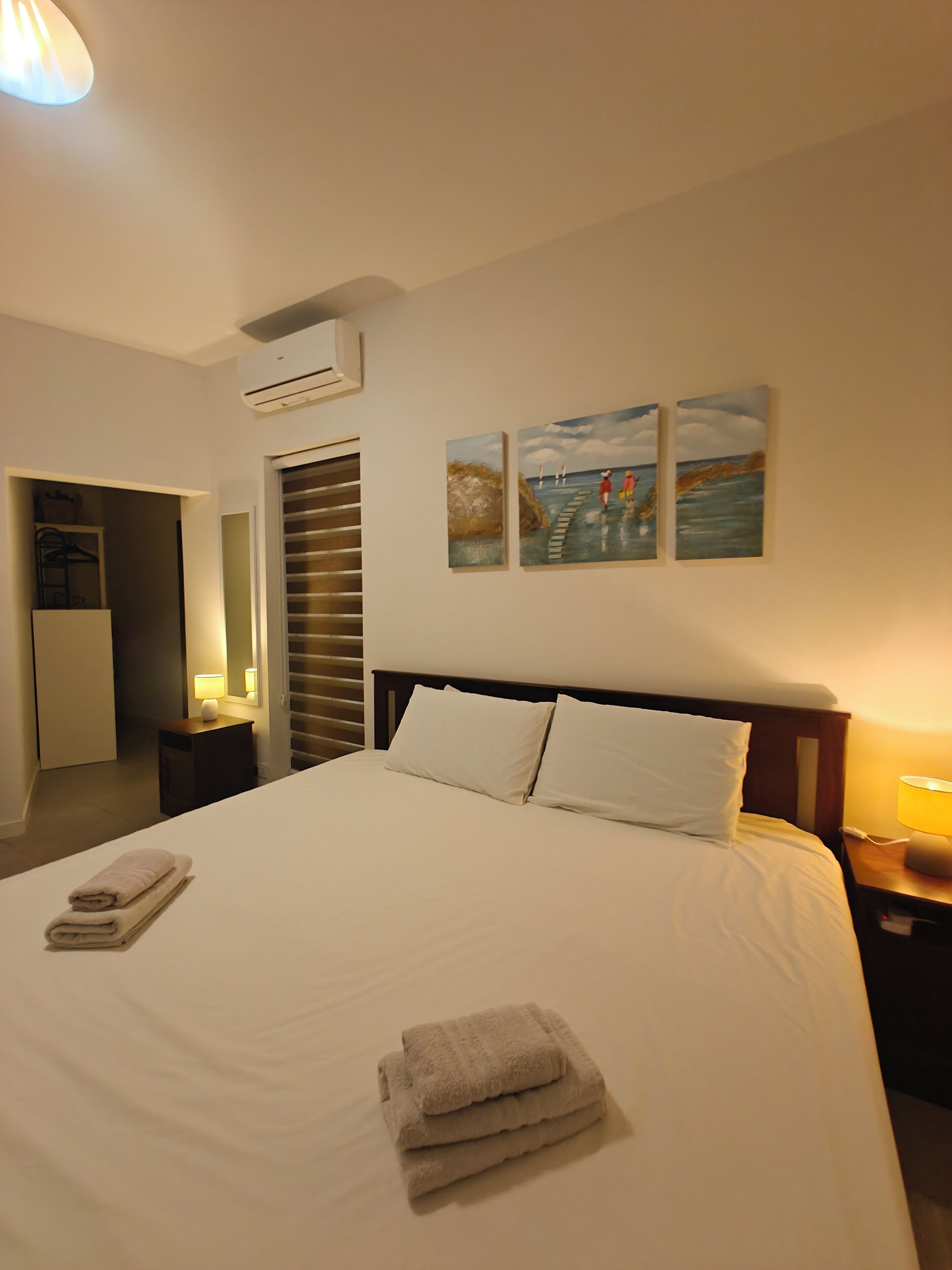 Apartment, 2 Bedrooms, City View | Blackout drapes, free WiFi