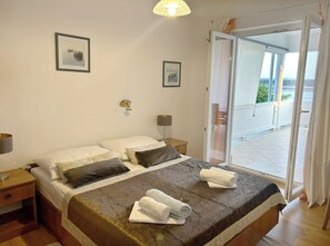 Room - Seafront studio on the Island of Rab (Rab)